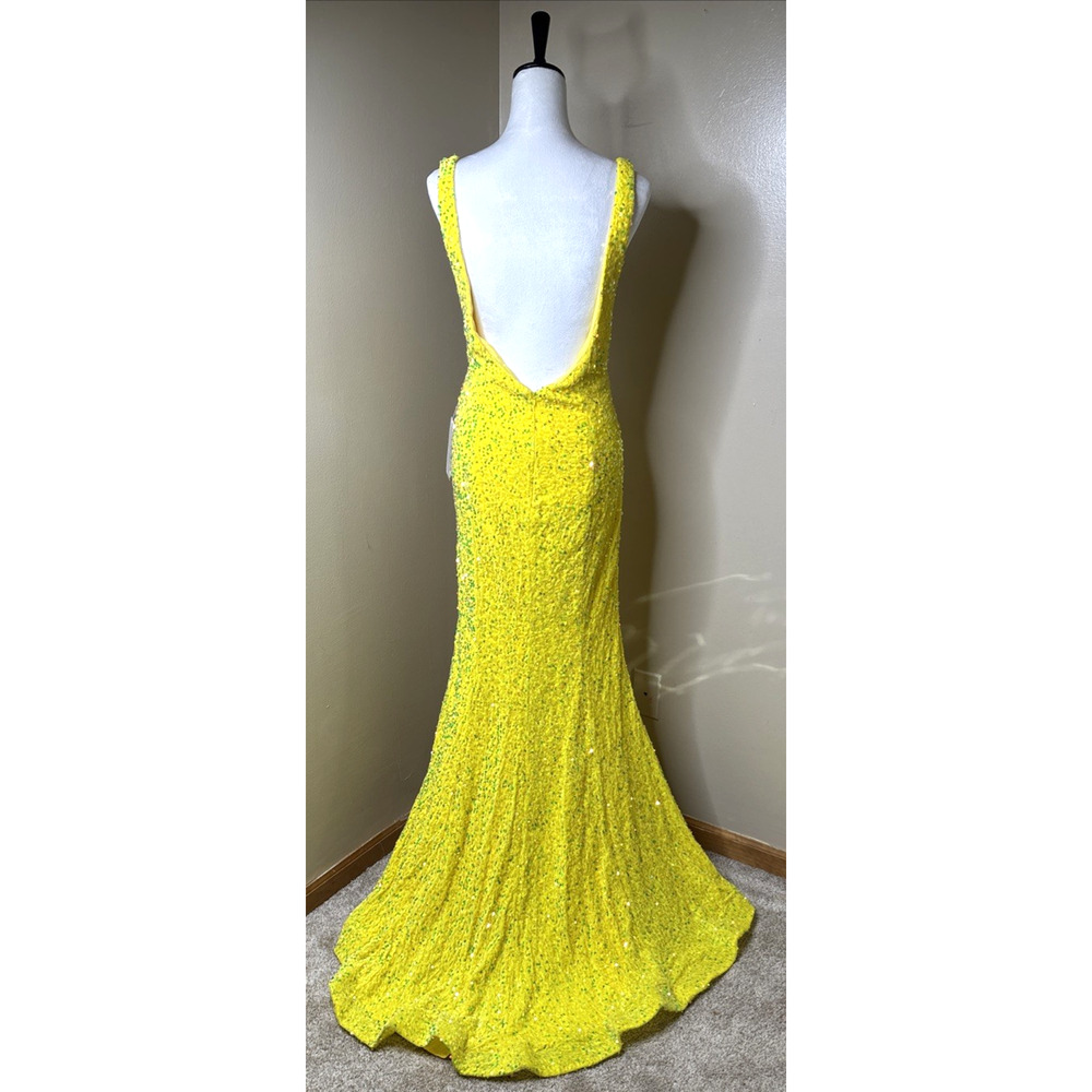 Witness of Love Evening Gown Size 14 Yellow Fully Beaded Sequin V-Neck Formal - Picture 13 of 13